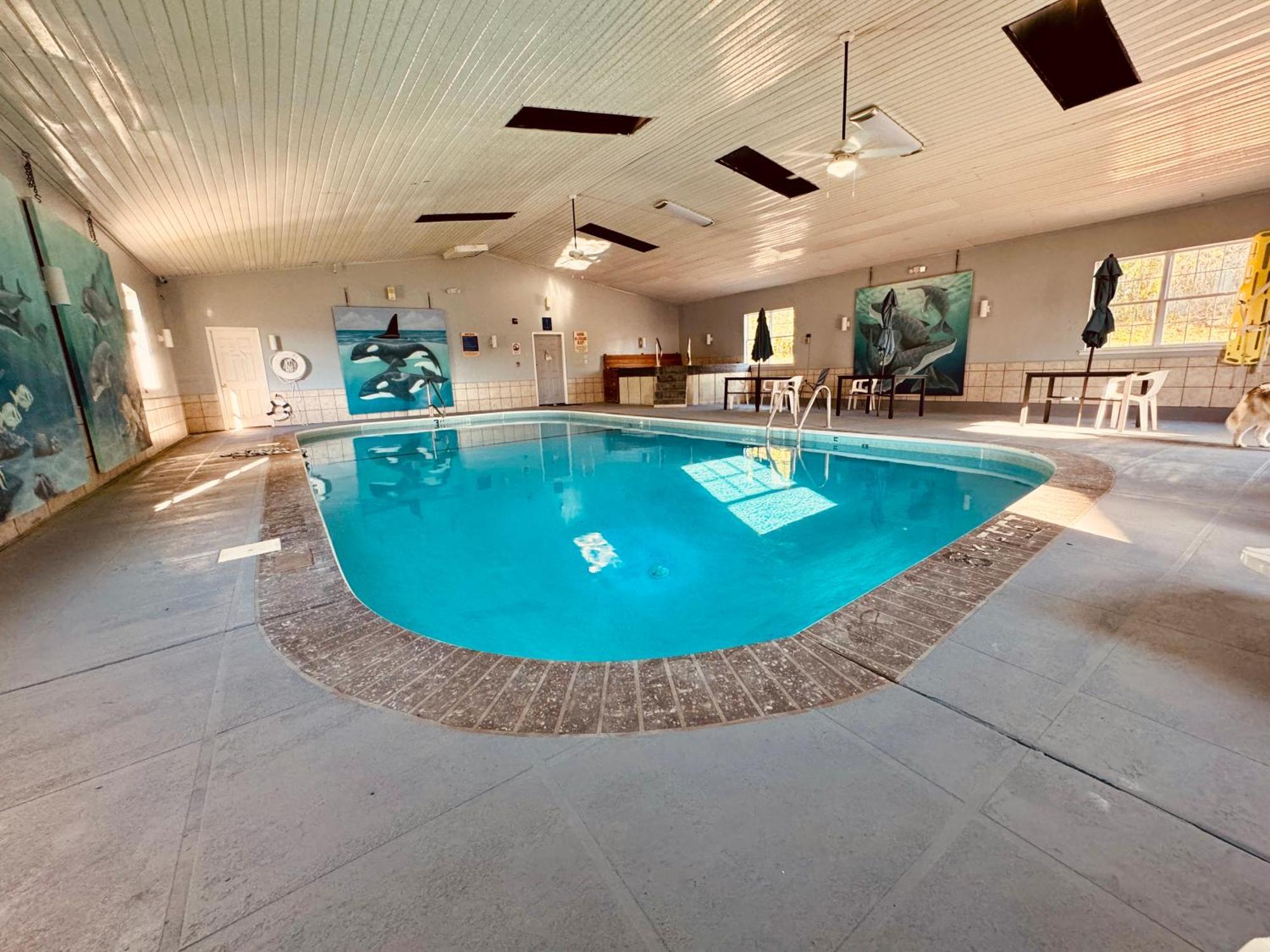 Ozark Inn And Suites Osage Beach Esterno foto